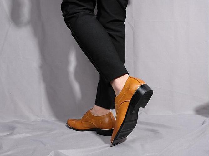 工厂定制优质男士皮鞋大尺寸商务鞋